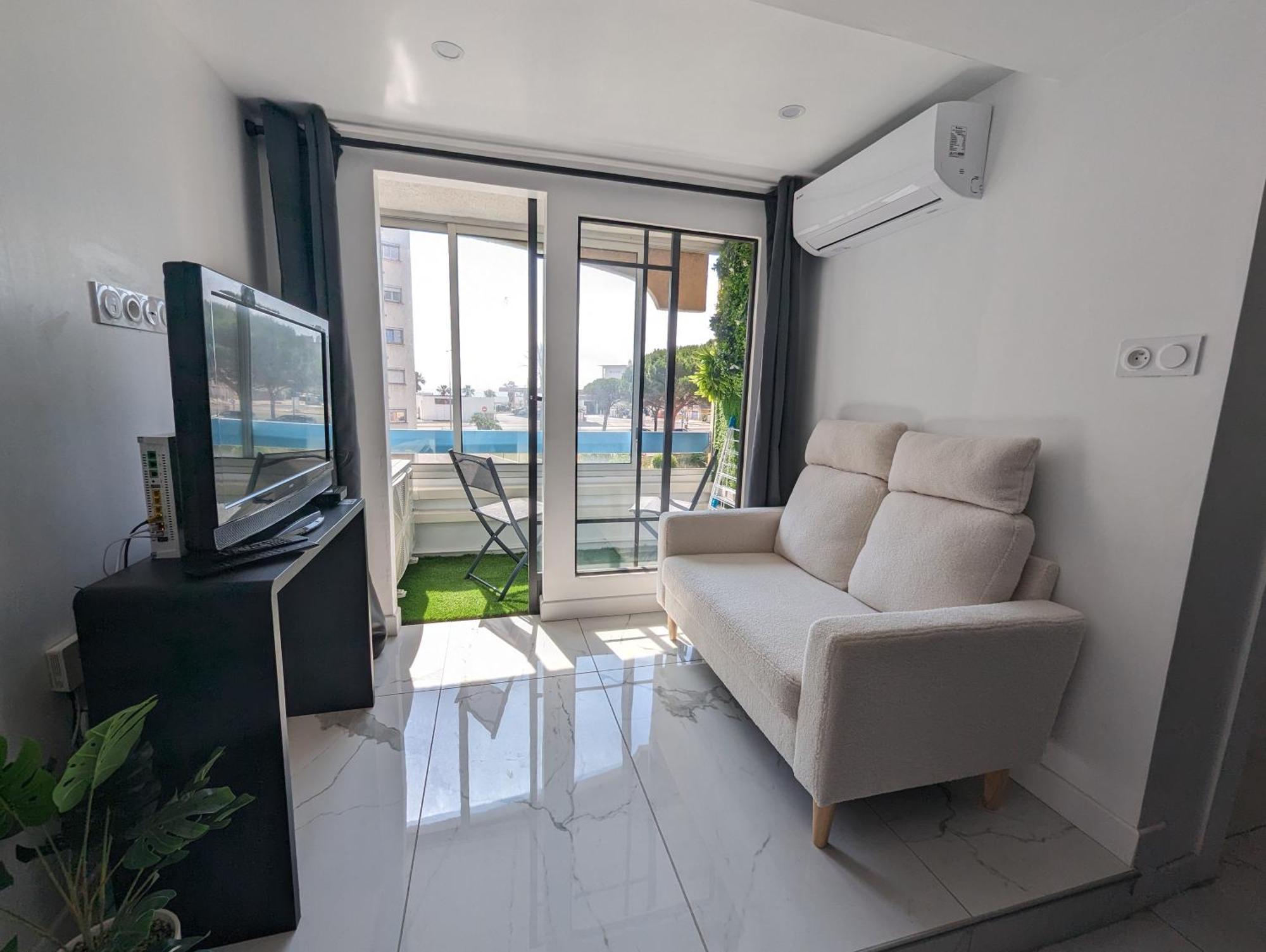 Appartement T2 Cabine, En Bord De Mer, Wifi Et Climatisation Сен-Сиприен Экстерьер фото